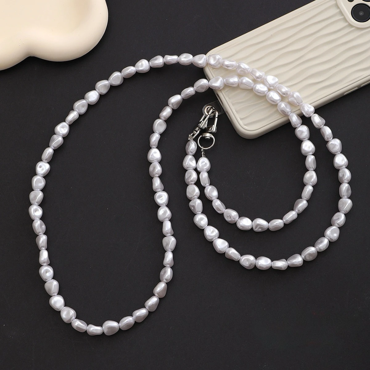 Mobile Phone Lanyard Luxury Pe - Pearl Trim Chain recension och pris