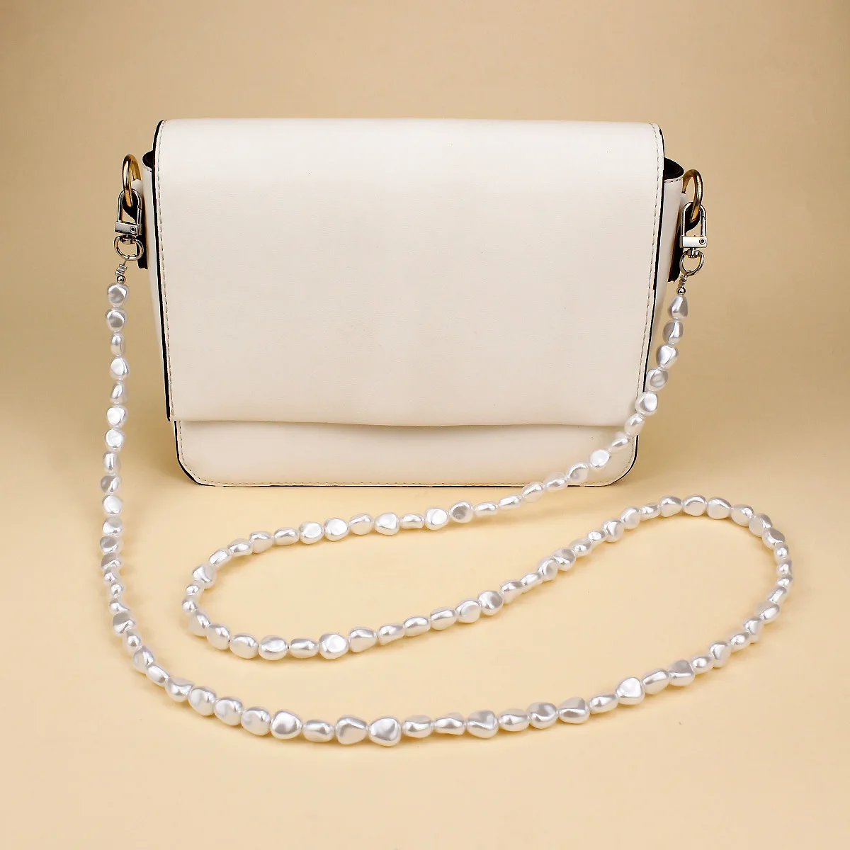 Mobile Phone Lanyard Luxury Pe - Pearl Trim Chain recension och pris