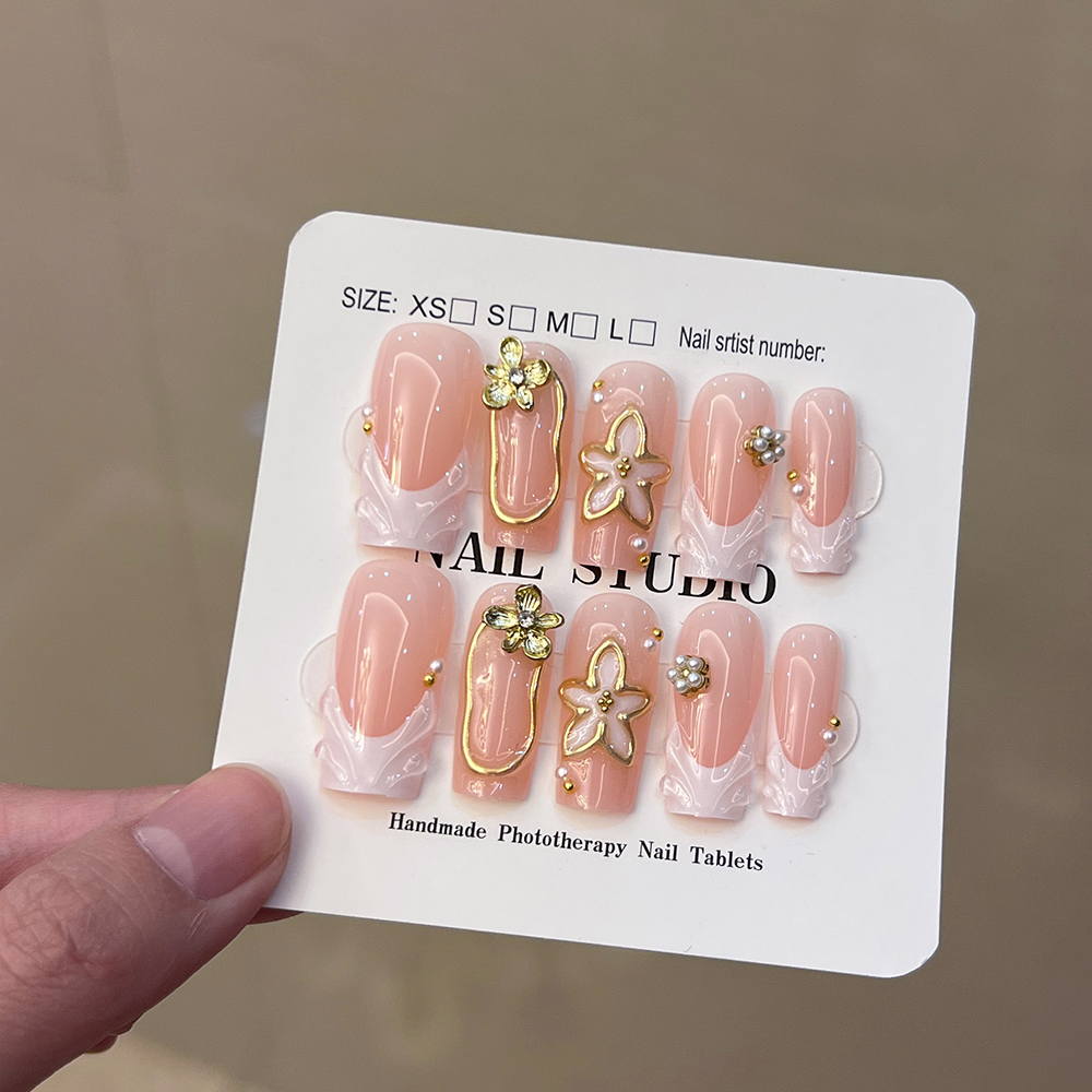 10Pcs/Set Handmade Medium-size - Embroidery Embellishments recension och pris