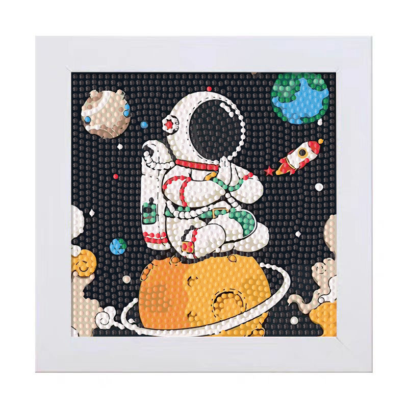 Keeppley astronaut crystal dia - Embroidery Embellishments recension och pris