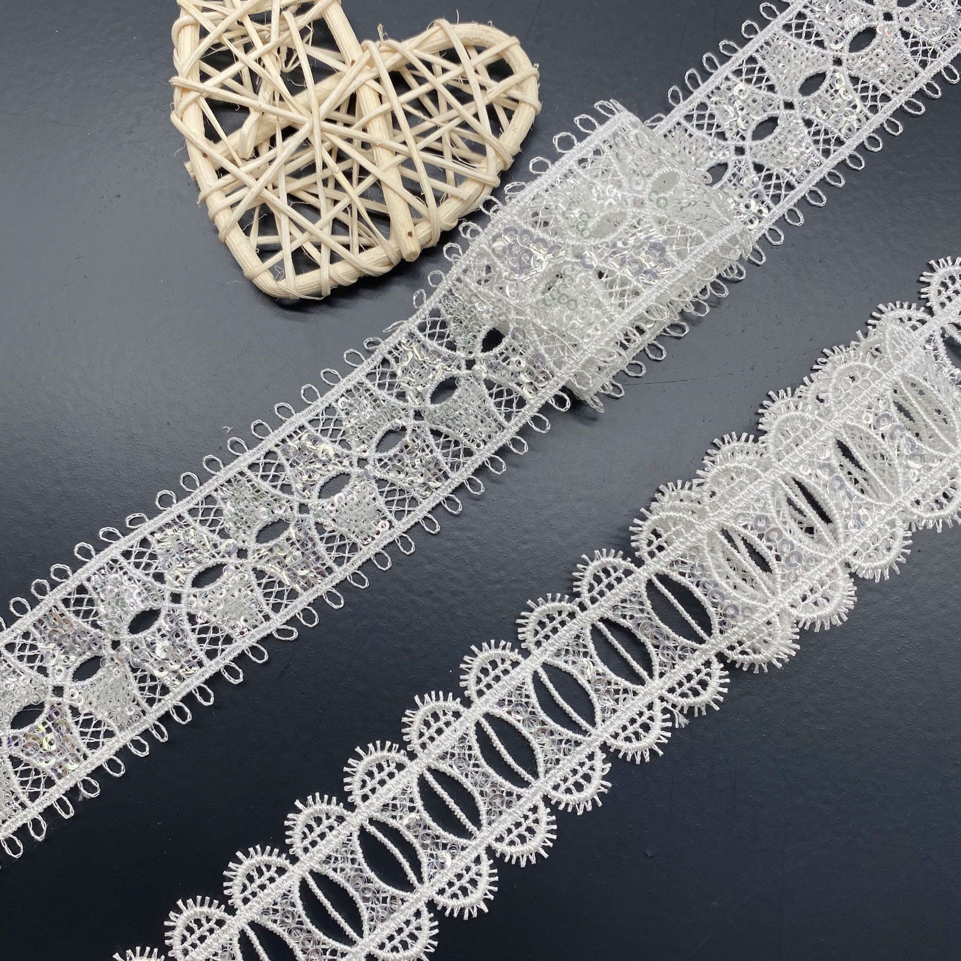Hollow Wearable Sequins Ribbon - Lace Ribbon Trim recension och pris