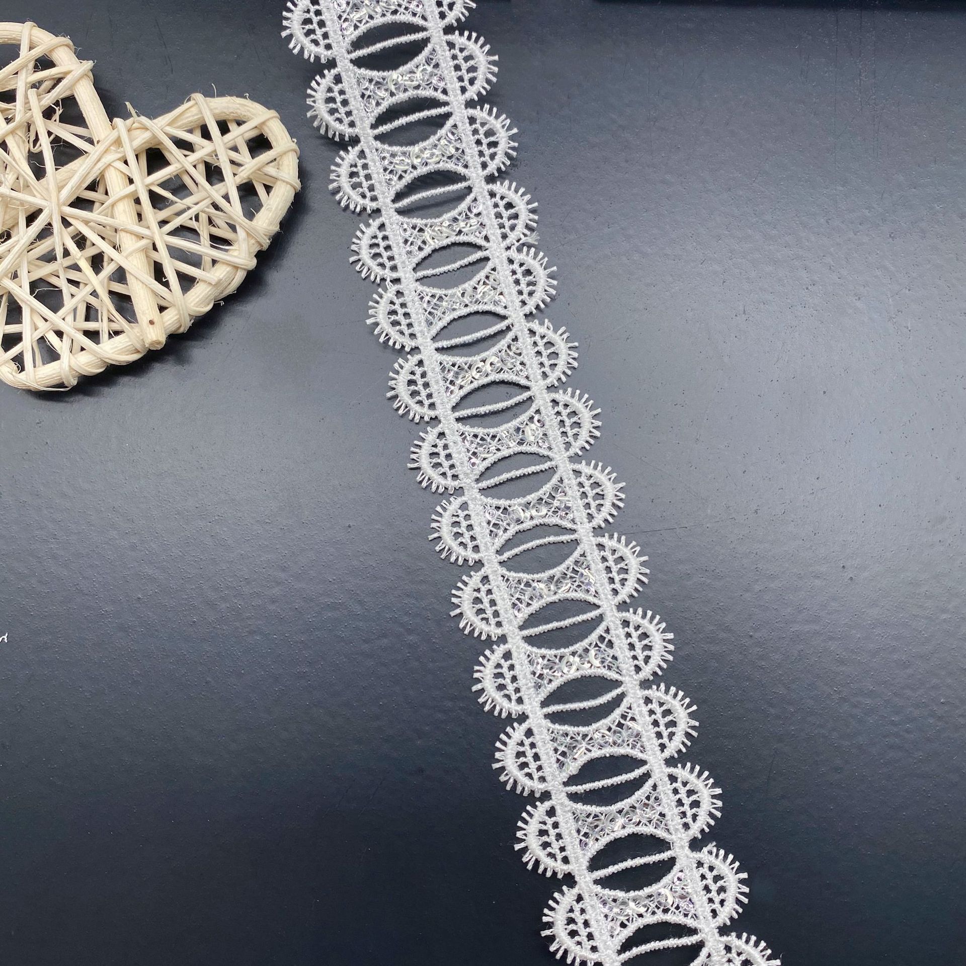 Hollow Wearable Sequins Ribbon - Lace Ribbon Trim recension och pris