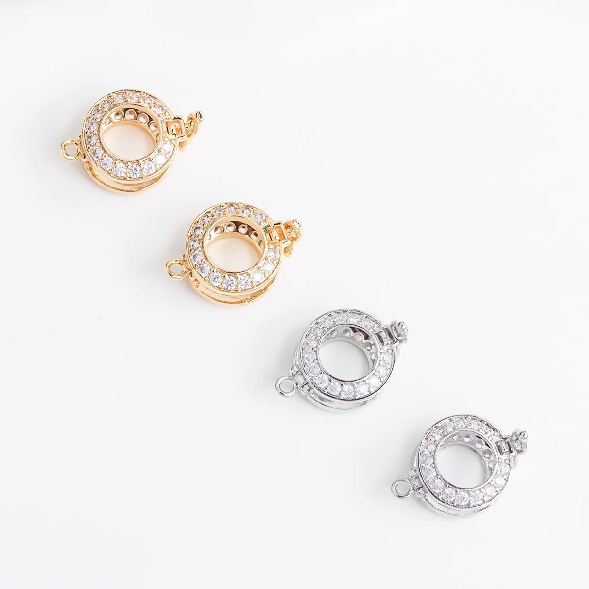 18K Real Gold-plated Zircon Ro - Pearl Trim Chain recension och pris